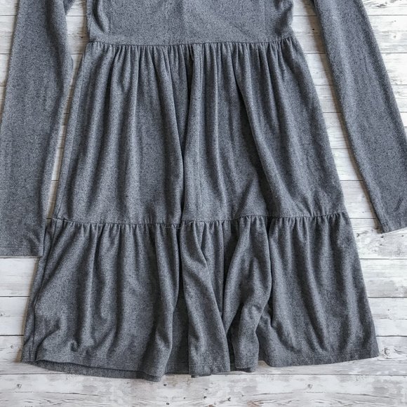 LIKE NEW Wild Fable Grey Long Sleeve Tiered Skirt Babydoll Dress - Picture 9 of 12
